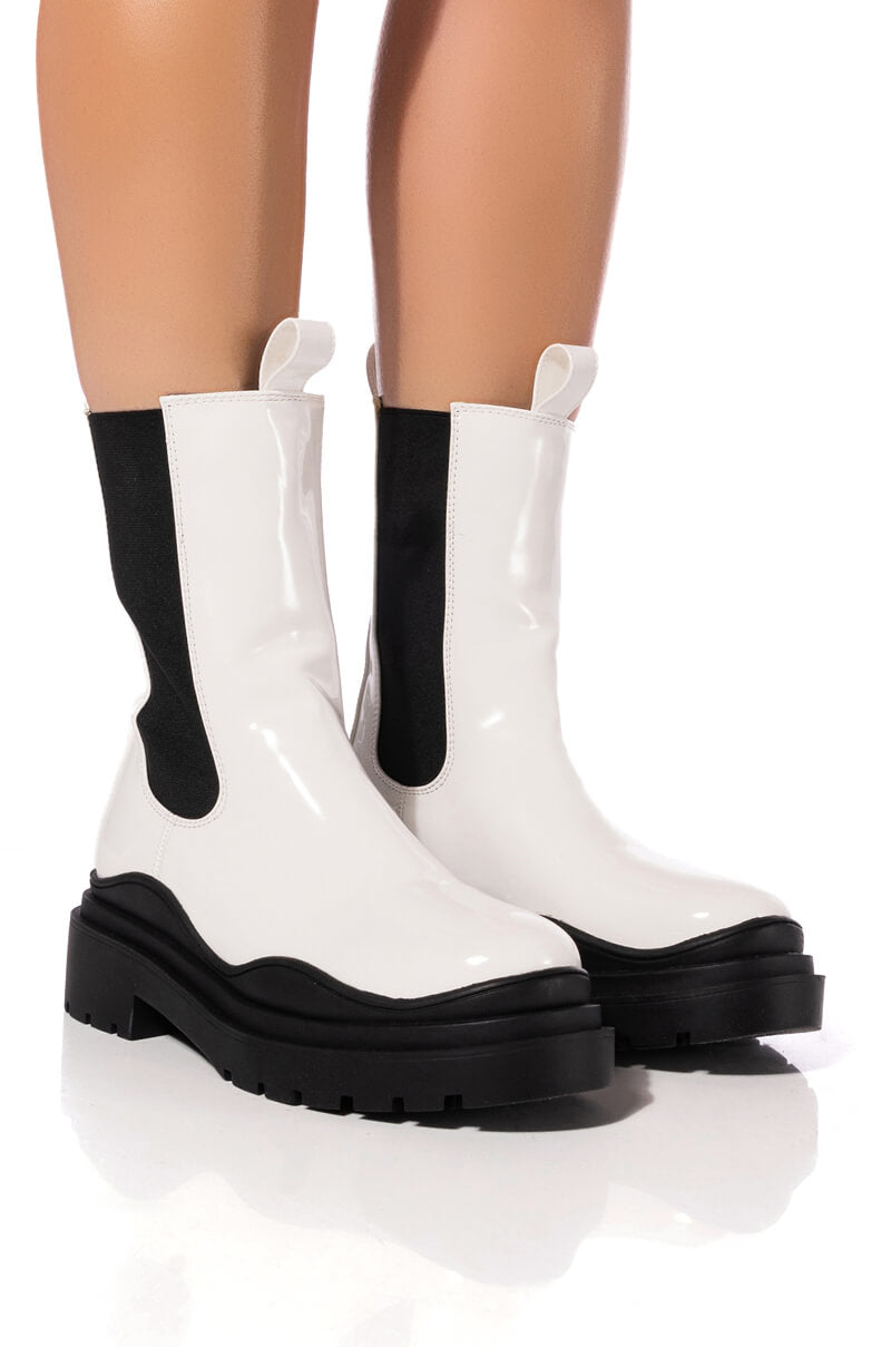 Front View Azalea Wang Ghosted Flatform Chelsea Boot In Black White