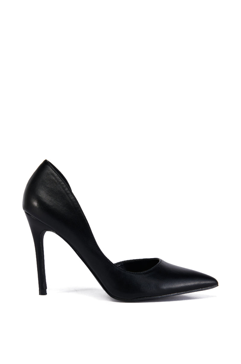 Side View Azalea Wang Harmonie Black Asymmetrical Pump