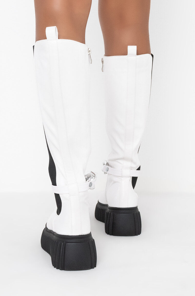 Detail View Azalea Wang I Dont Wanna Be Like You Flatform Boot In White