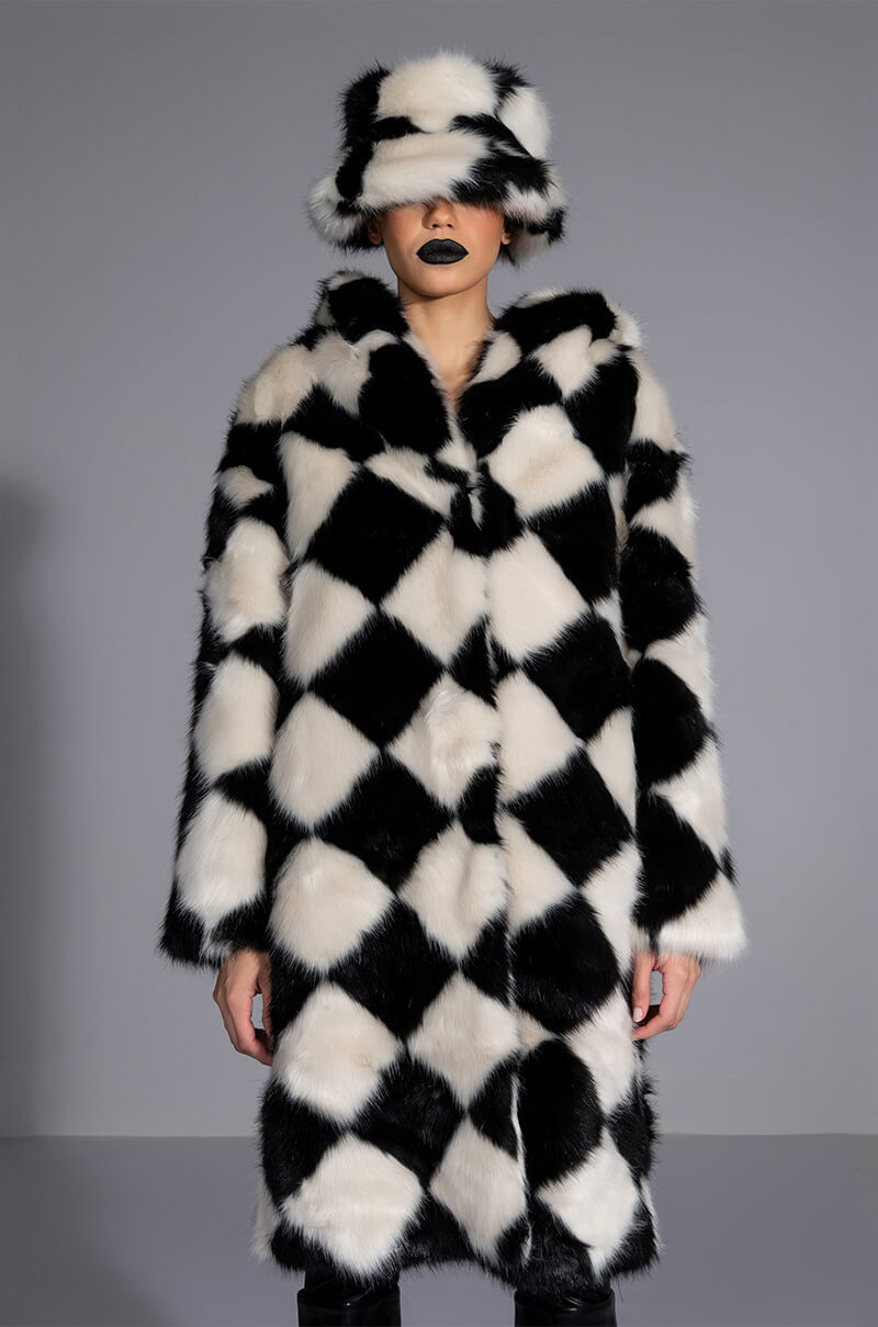 Extra View Azalea Wang If You Smile Long Hooded Faux Fur Coat