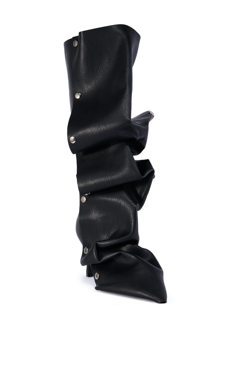 Back View Azalea Wang Imogine Black Snap Boot