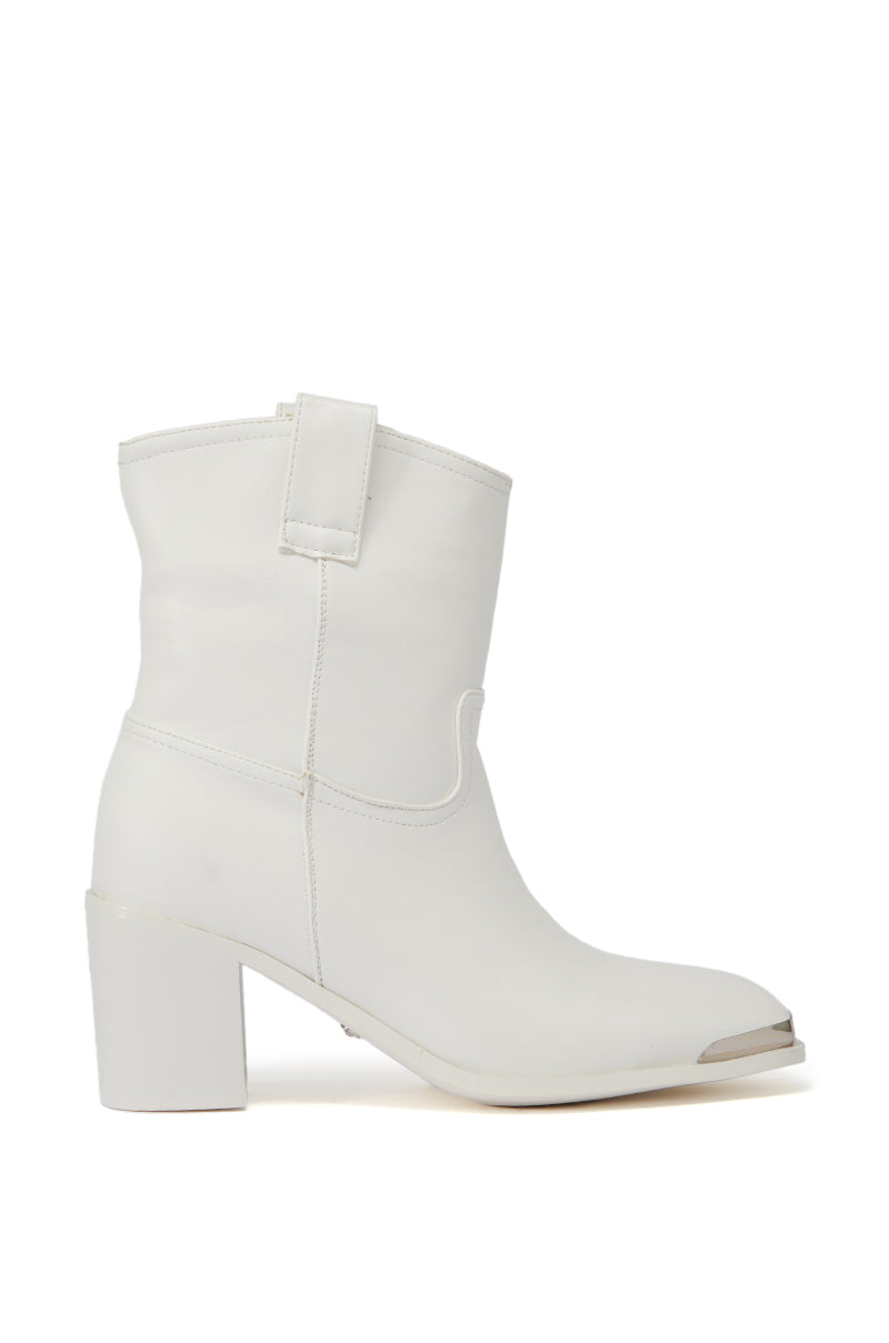 AZALEA WANG JOLYN WHITE WESTERN BOOTIE view 0