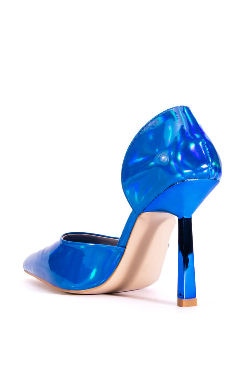 Detail View Azalea Wang Juno Holographic Stiletto Pump In Blue