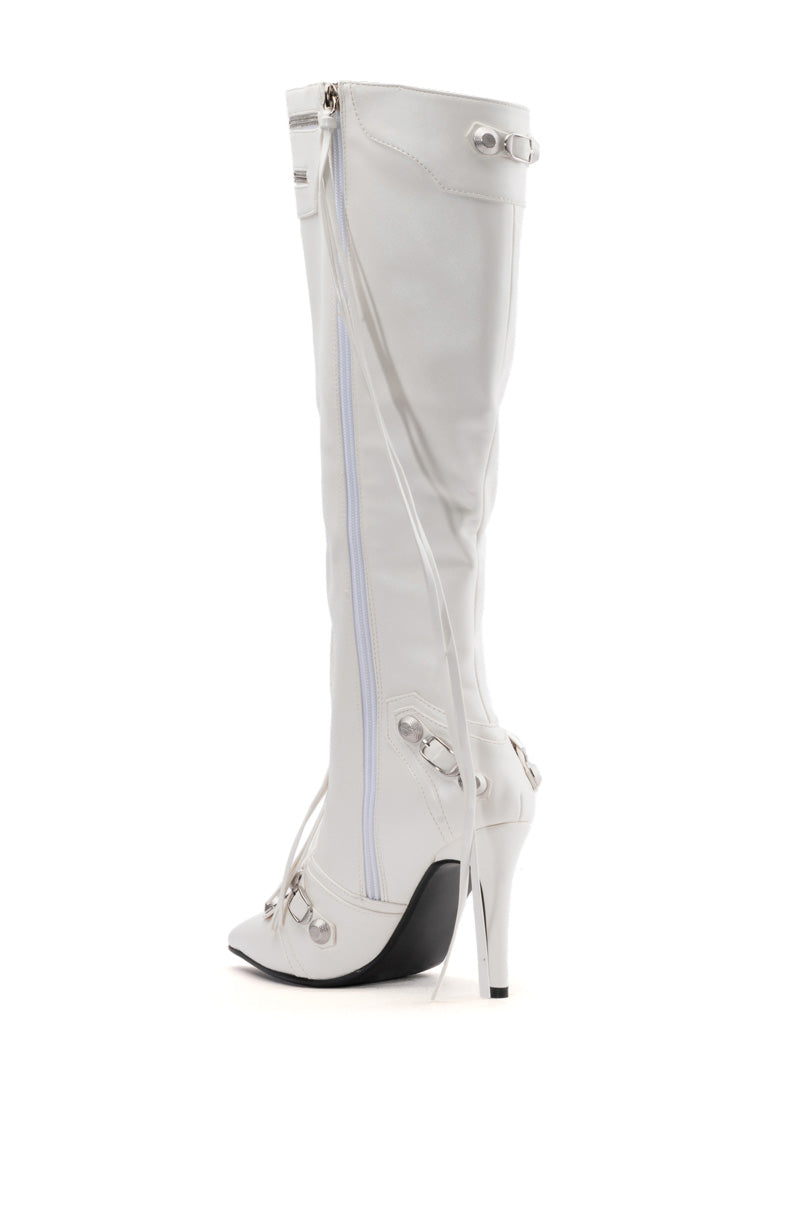 Detail View Azalea Wang Just For You Stiletto Boot In White