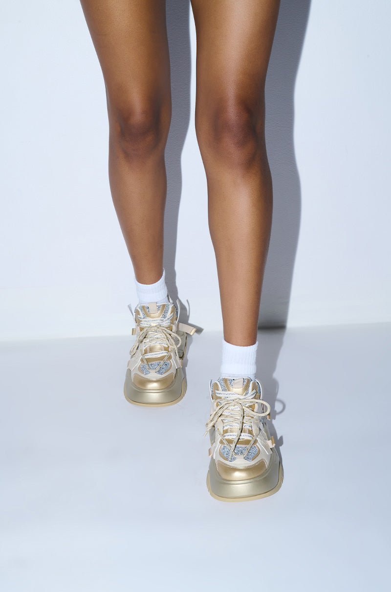 AZALEA WANG KIKO GOLD SNEAKER – AKIRA
