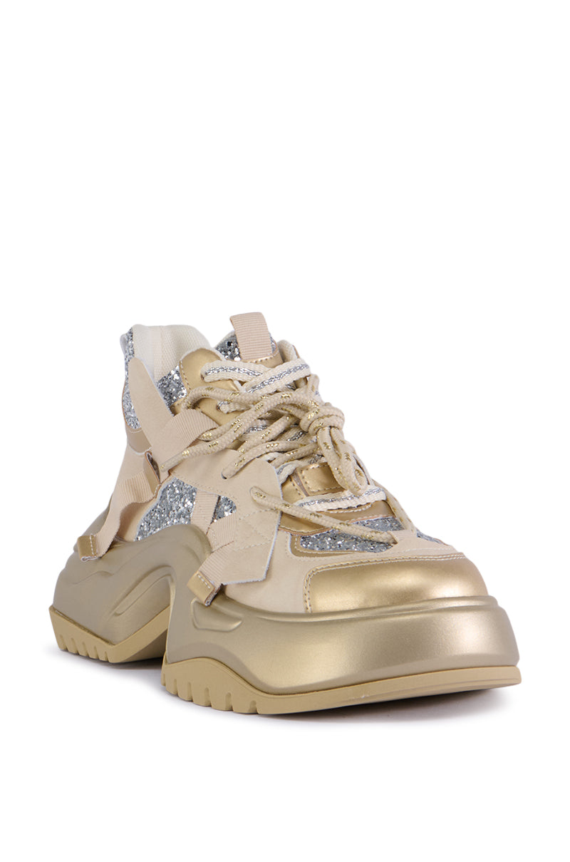 Detail View Azalea Wang Kiko Gold Sneaker 3