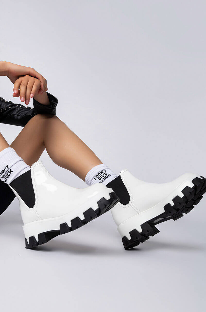 Front View Azalea Wang Learn To Let Go Flatform Bootie In White in White