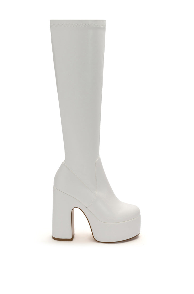 Side View Azalea Wang Lets Go Party Pu Chunky Platform Boot In White