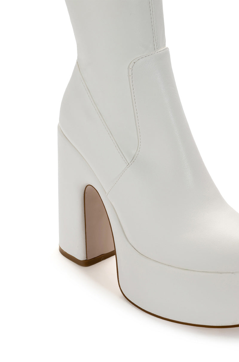 Full View Azalea Wang Lets Go Party Pu Chunky Platform Boot In White