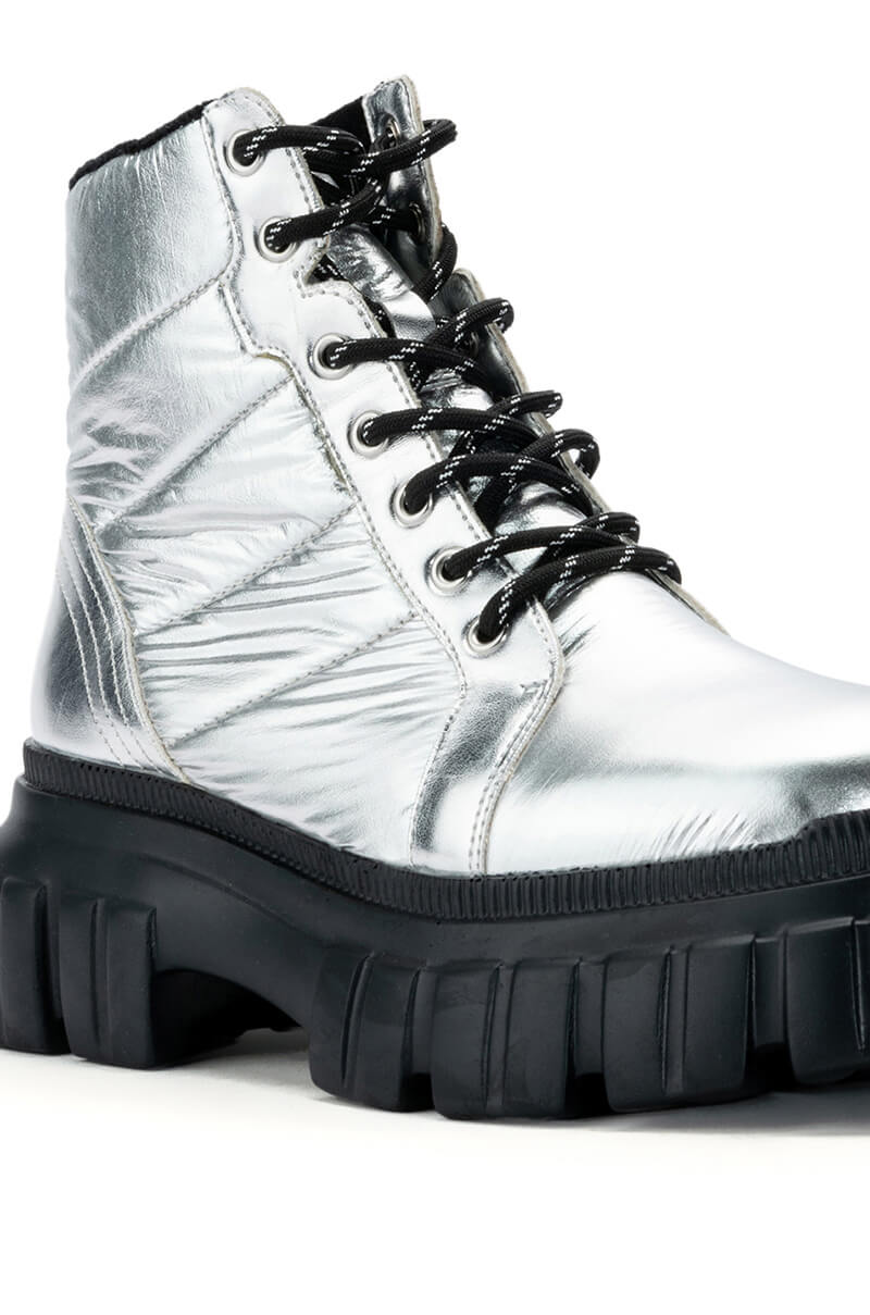 Extra View Azalea Wang Mercedes Puffer Flatform Boot In Silver