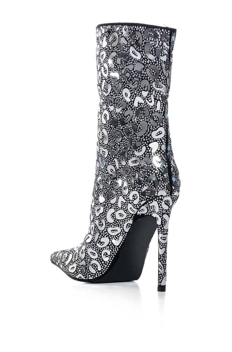 Detail View Azalea Wang Moloki Silver Shiny Leopard Print Boot 3