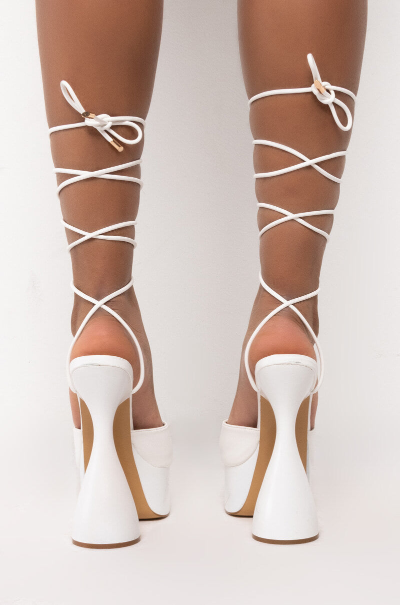 Detail View Azalea Wang Need To Know Chunky Sandal In White