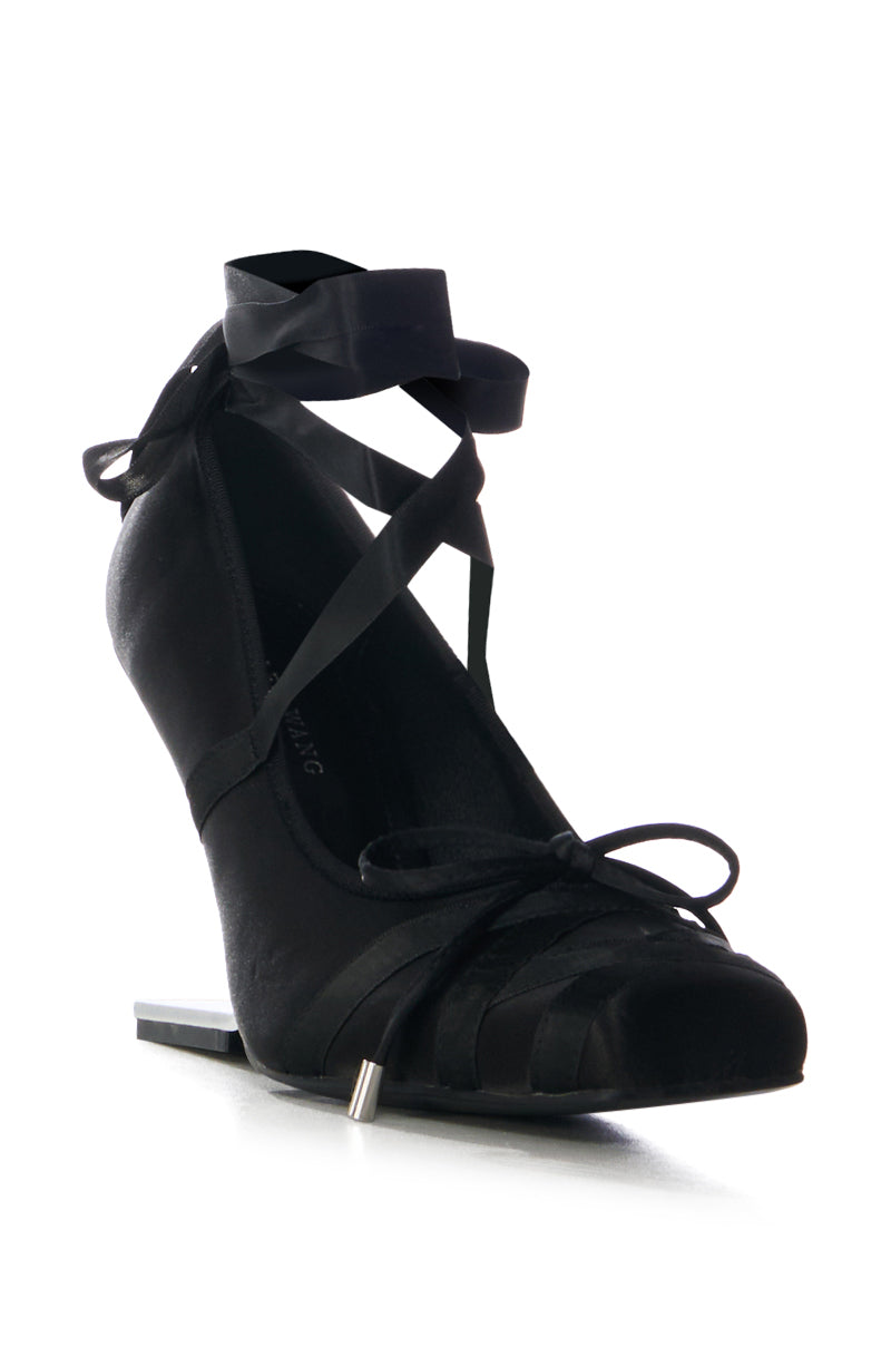 Back View Azalea Wang Pavarti Black Ballet Pump