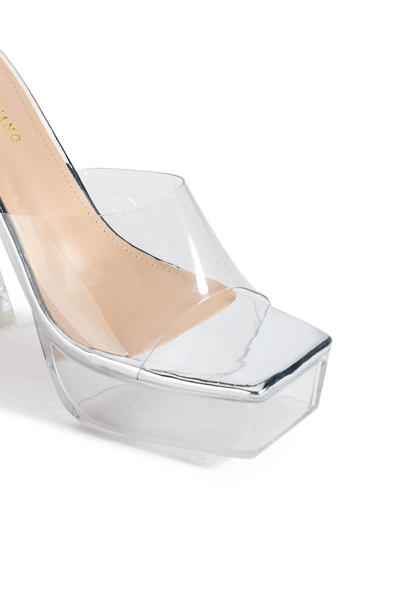 Full View Azalea Wang Princess Perfect Pvc Mule Sandal In Silver 4