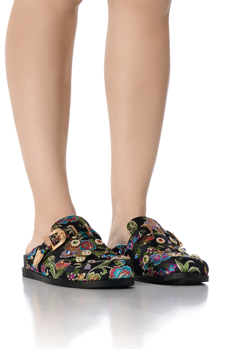 Front View Azalea Wang Quinby Brocade Clog In Black 6