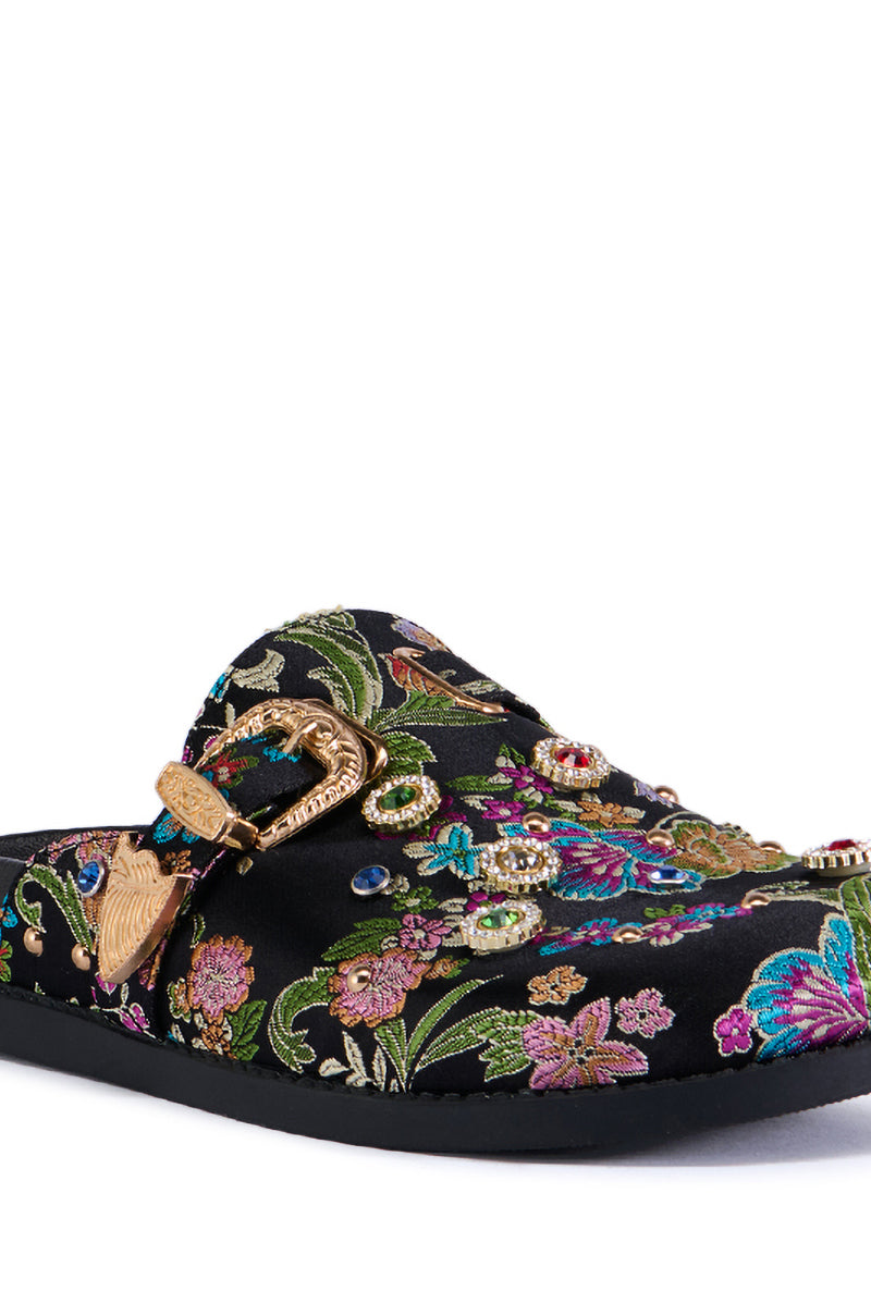 Extra View Azalea Wang Quinby Brocade Clog In Black 5
