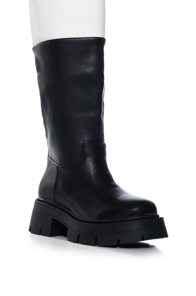 Full View Azalea Wang Quintessence Black Colorblocked Boot