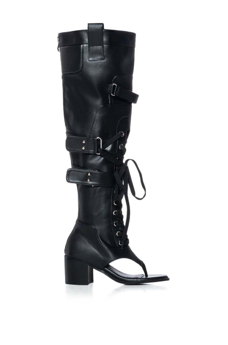 Side View Azalea Wang Rhysand Black Sandal