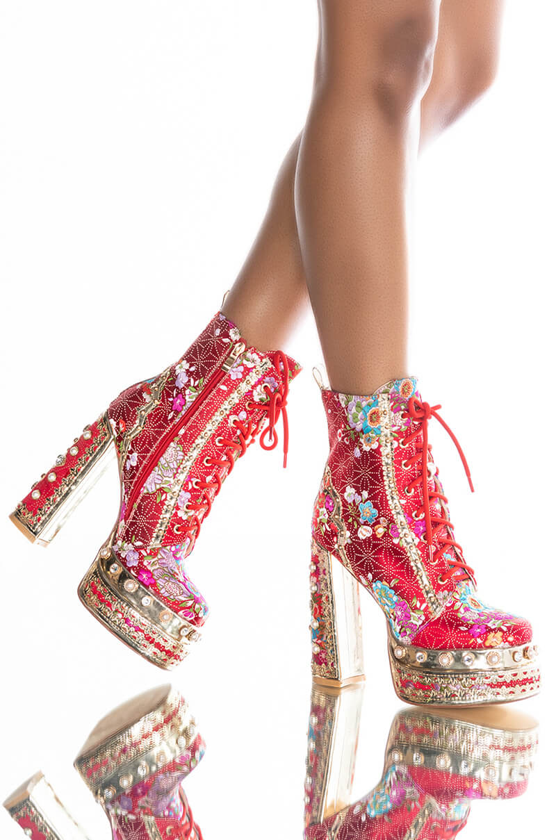 Side View Azalea Wang Richie Rich Chunky Bootie In Red