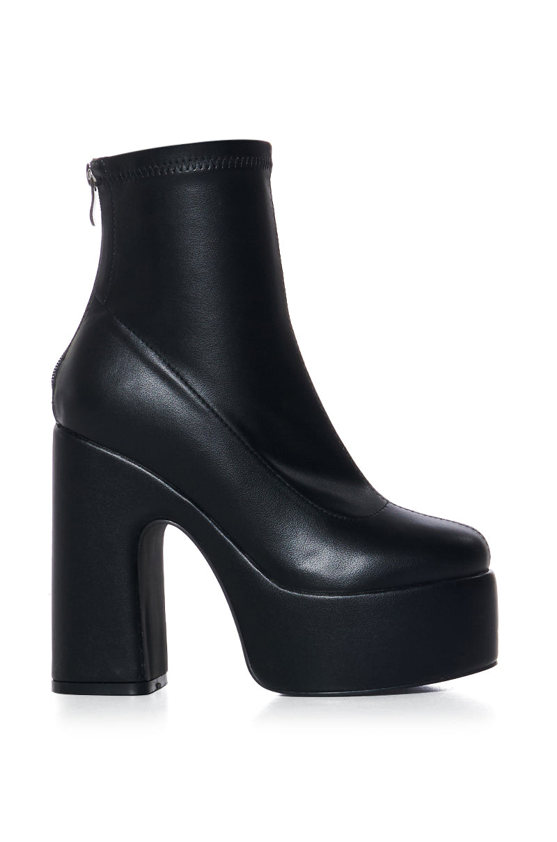 Side View Azalea Wang Rockwell Black Chunky Bootie 1