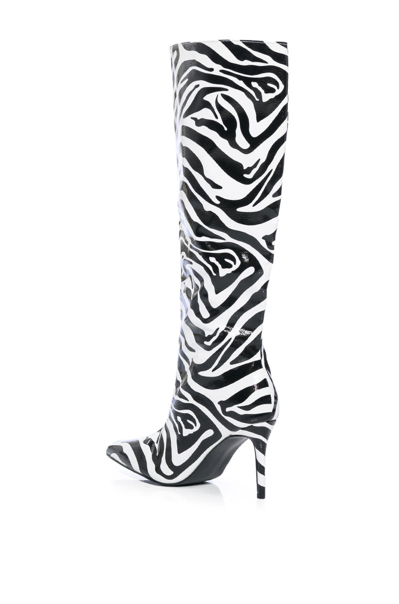 Detail View Azalea Wang Schroeter Stiletto Boot In Black