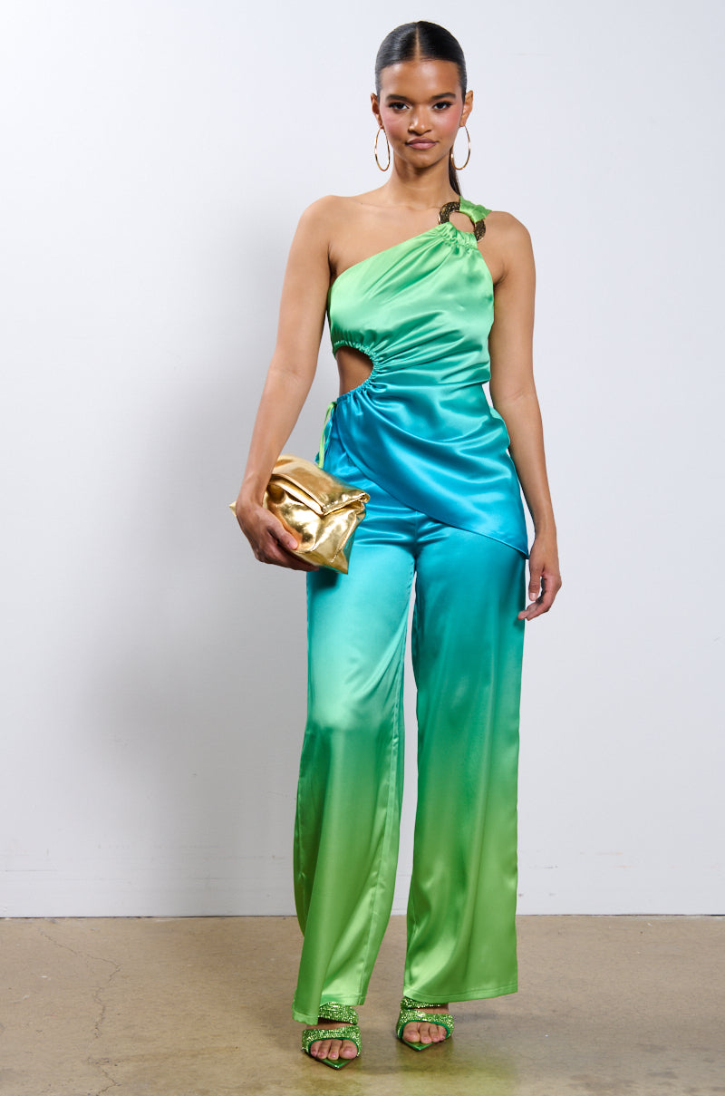 Extra View Azalea Wang Segio Green Embellished Sandal