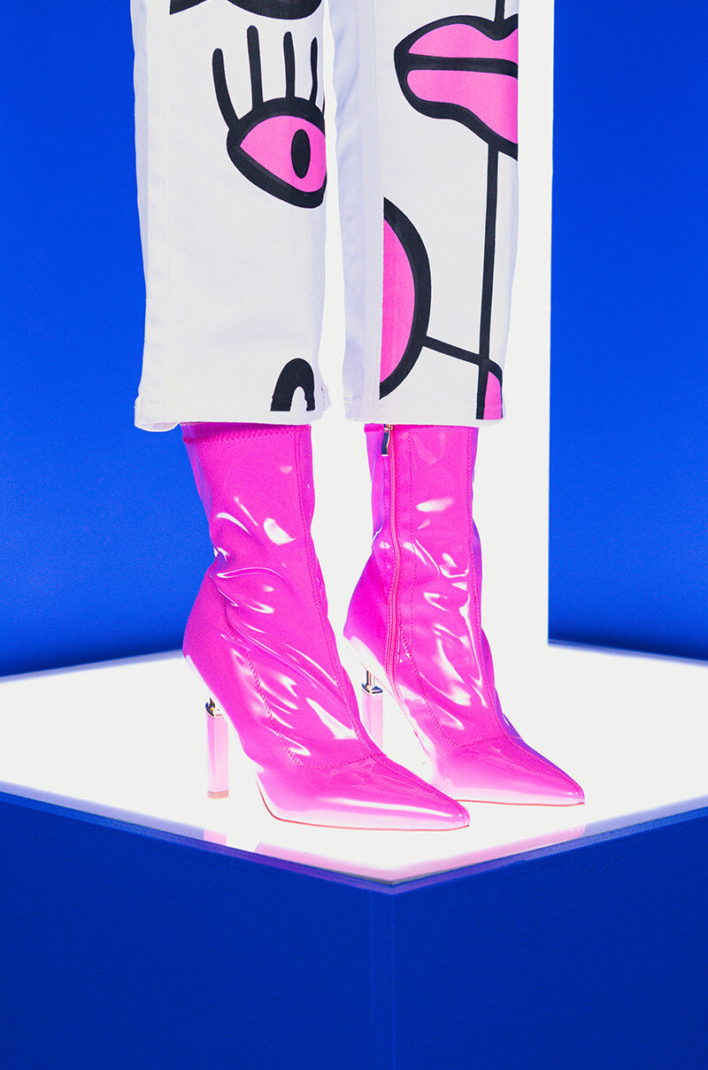 Front View Azalea Wang Shes On Fire Stiletto Bootie In Pink