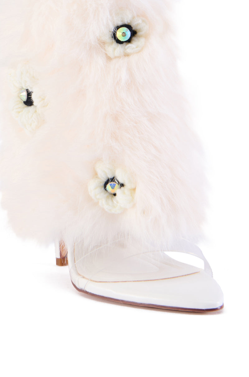 Extra View Azalea Wang Siara Fur Sandal