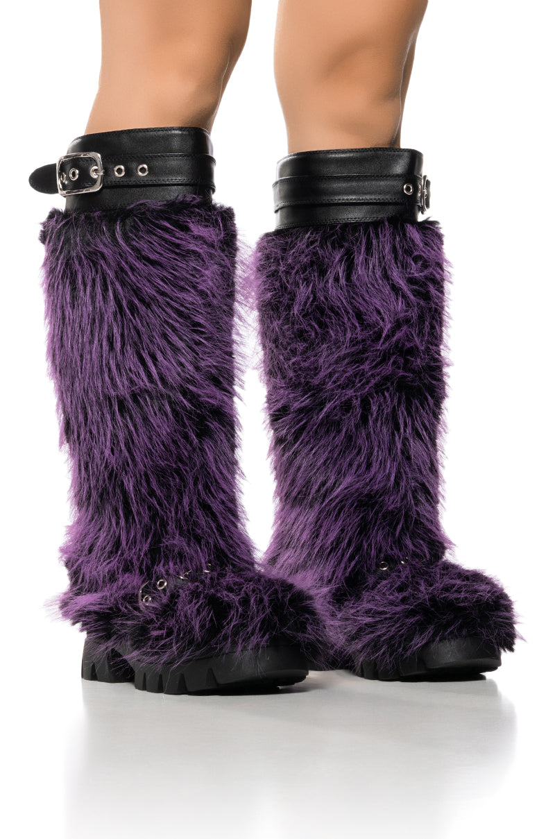 Front View Azalea Wang Tommie Purple Furry Boot