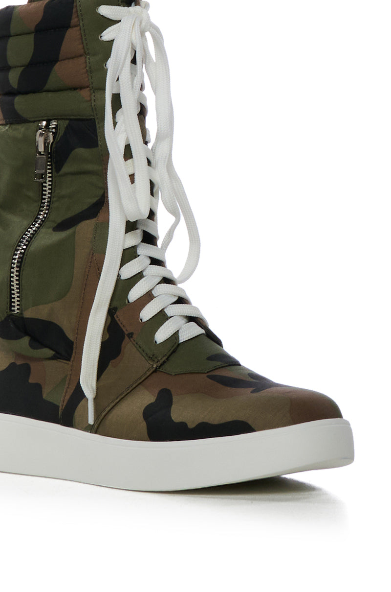 Full View Azalea Wang Tony Camo Sneaker