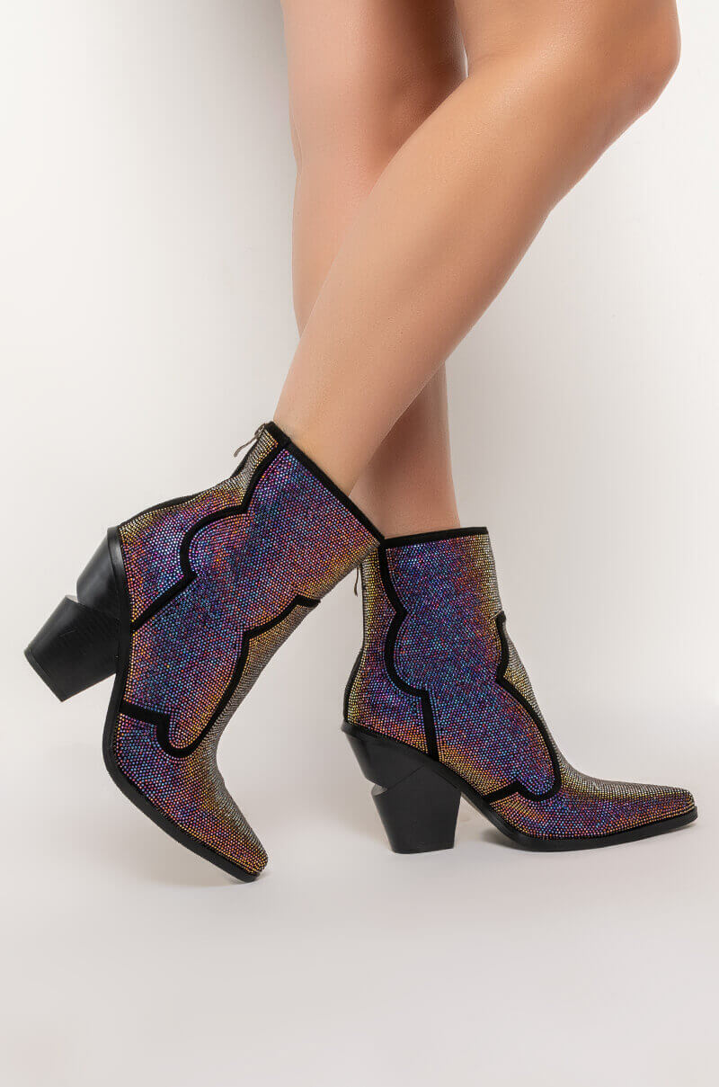 Side View Azalea Wang Why So Serious Chunky Bootie In Multi