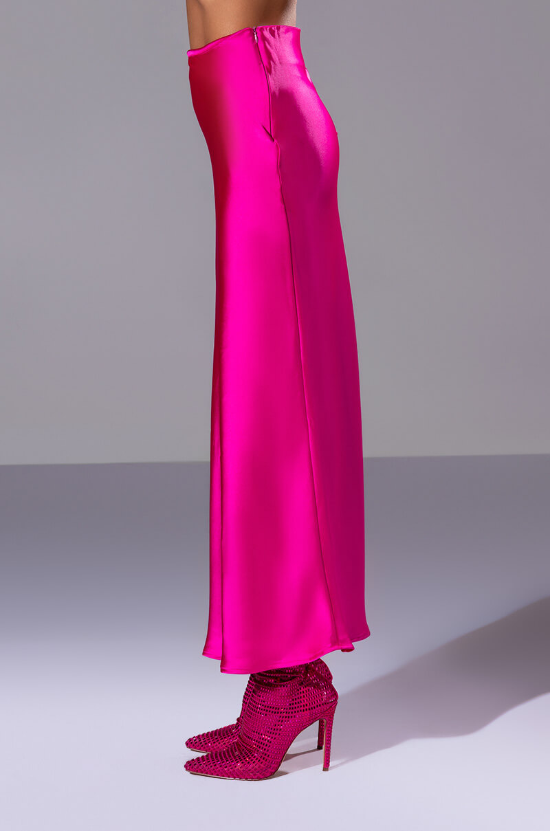 Detail View Beautiful Heart Satin Maxi Skirt 7