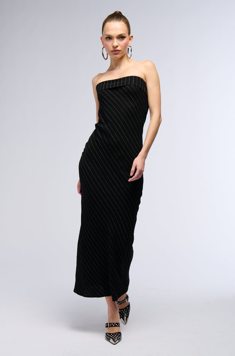 BEEN FINE TUBE OPEN BACK MAXI DRESS AKIRA BEEN FINE TUBE OPEN BACK MAXI DRESS AKIRA