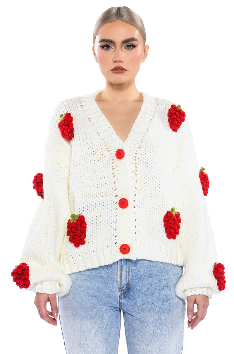 BERRIES BUTTON CARDIGAN view 0