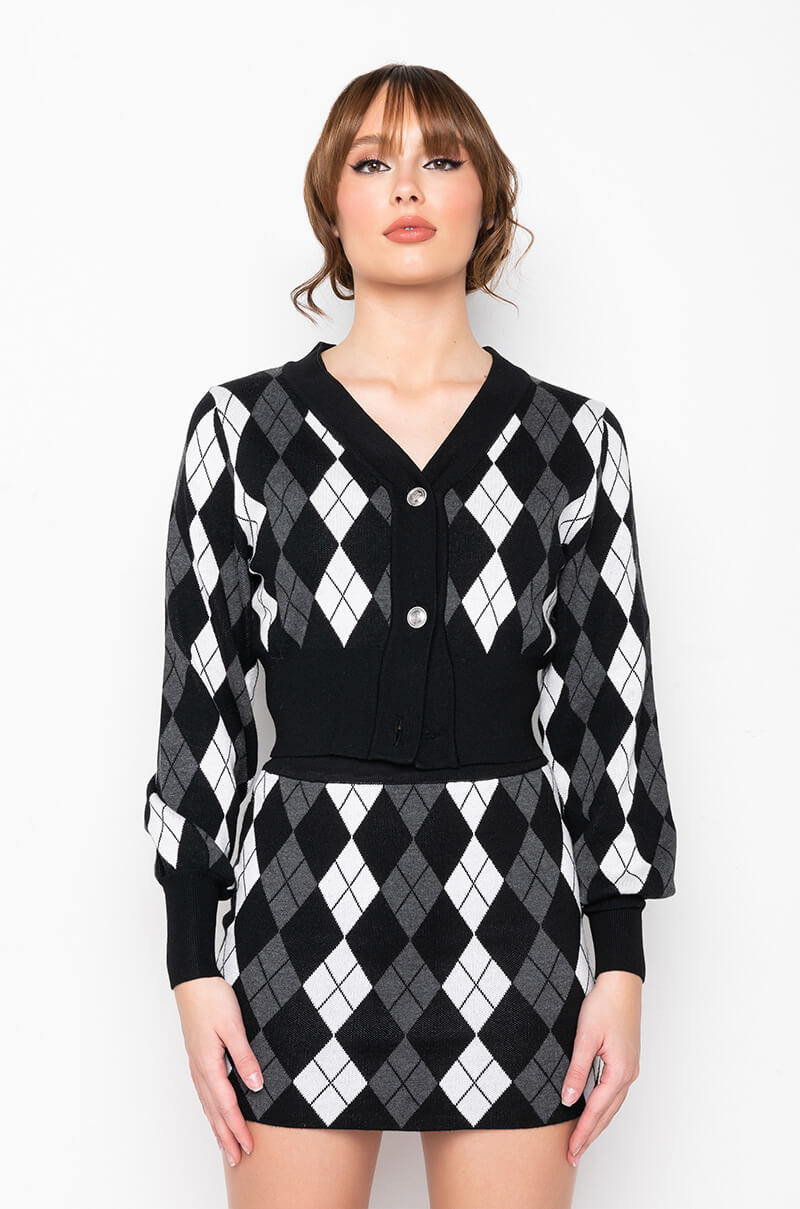 Detail View Birdie Argyle Cropped Cardigan