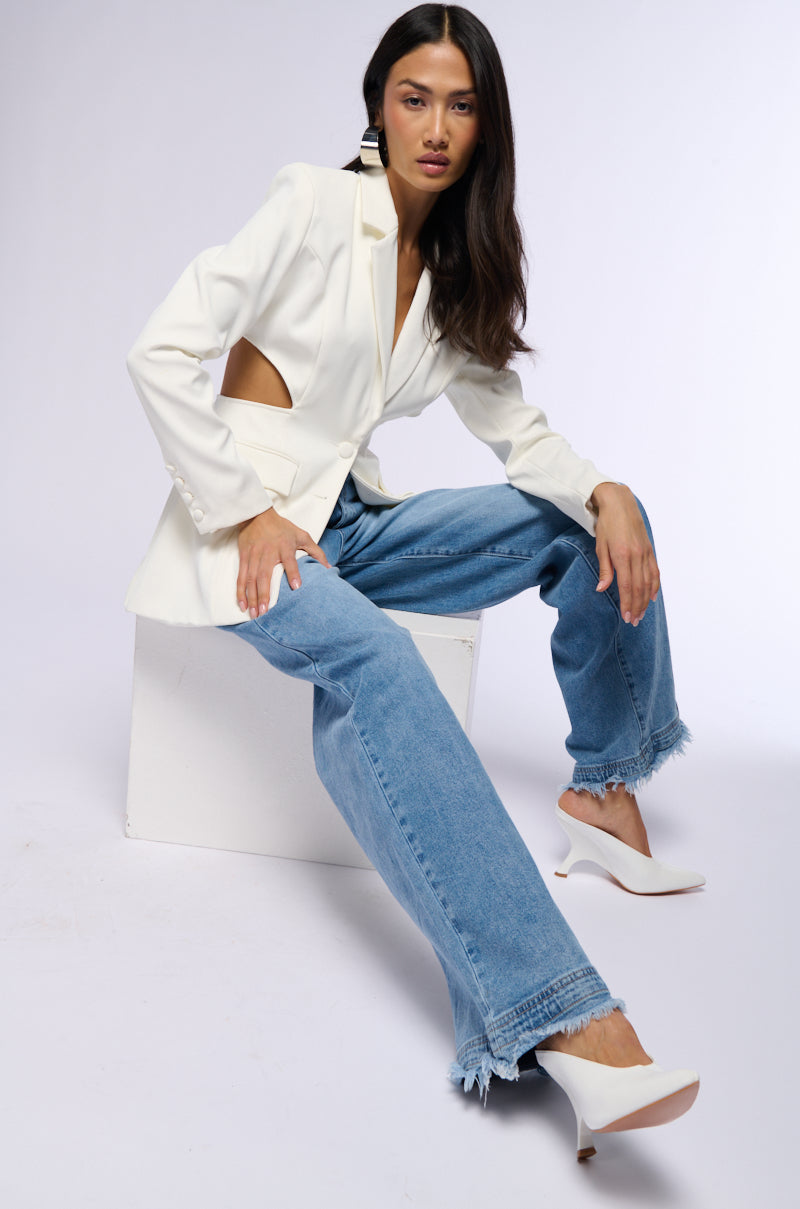 Extra View Birdy Back Cut Out Blazer In White
