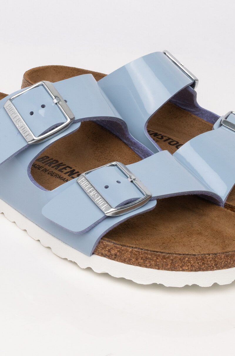 Birkenstock Arizona Dove Blue Patent Birko-flor Sandal in Blue