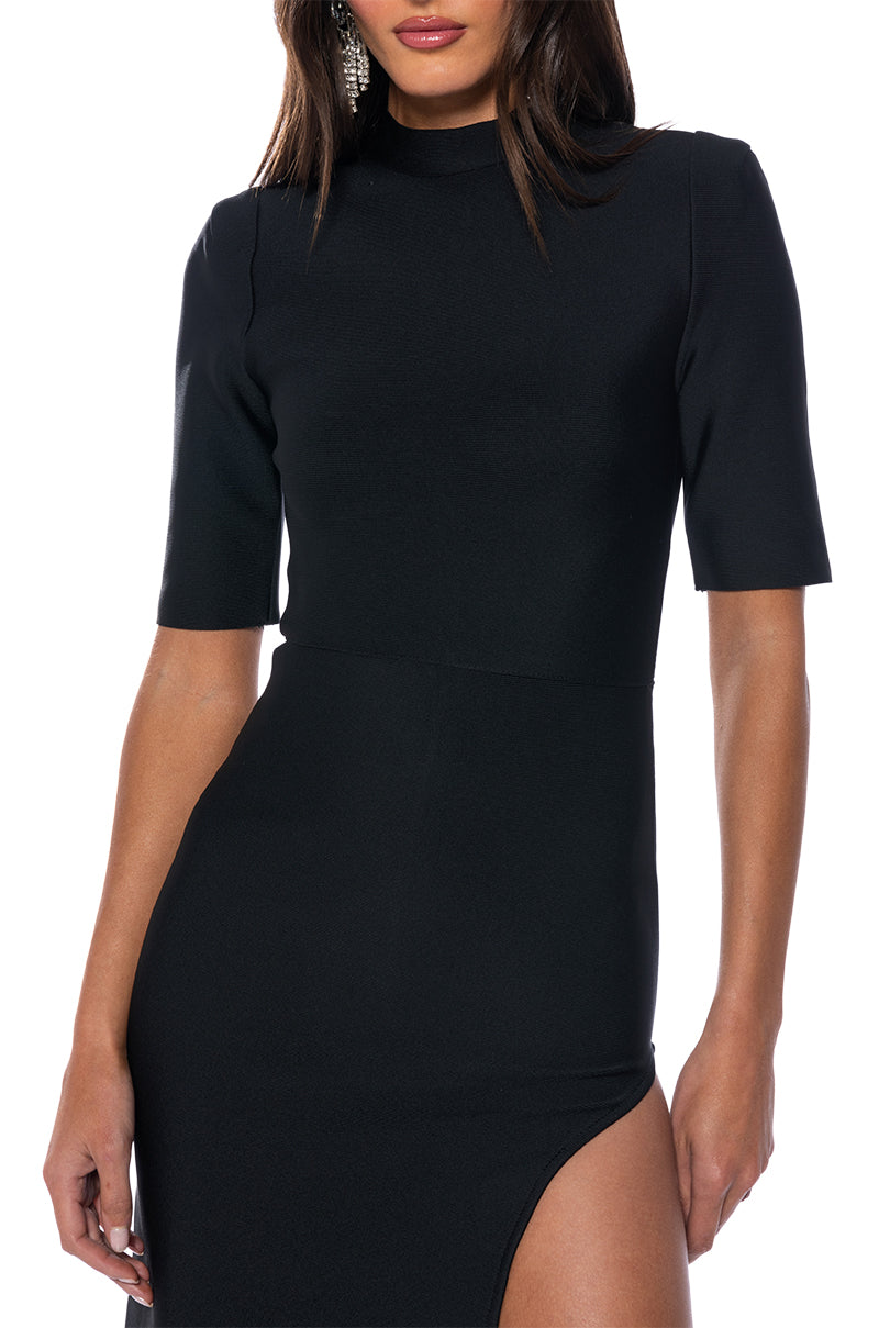 AMELIA TURTLENECK BODYCON MAXI DRESS – AKIRA