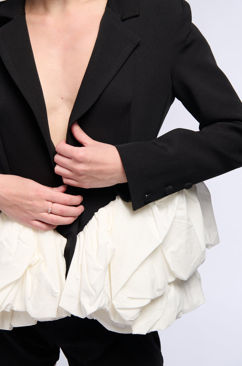 Extra View Bonne Nuit Peplum Blazer