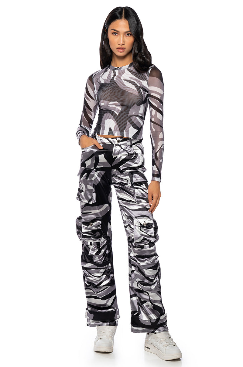 Side View Bonne Soiree Camo Cargo Pants 1
