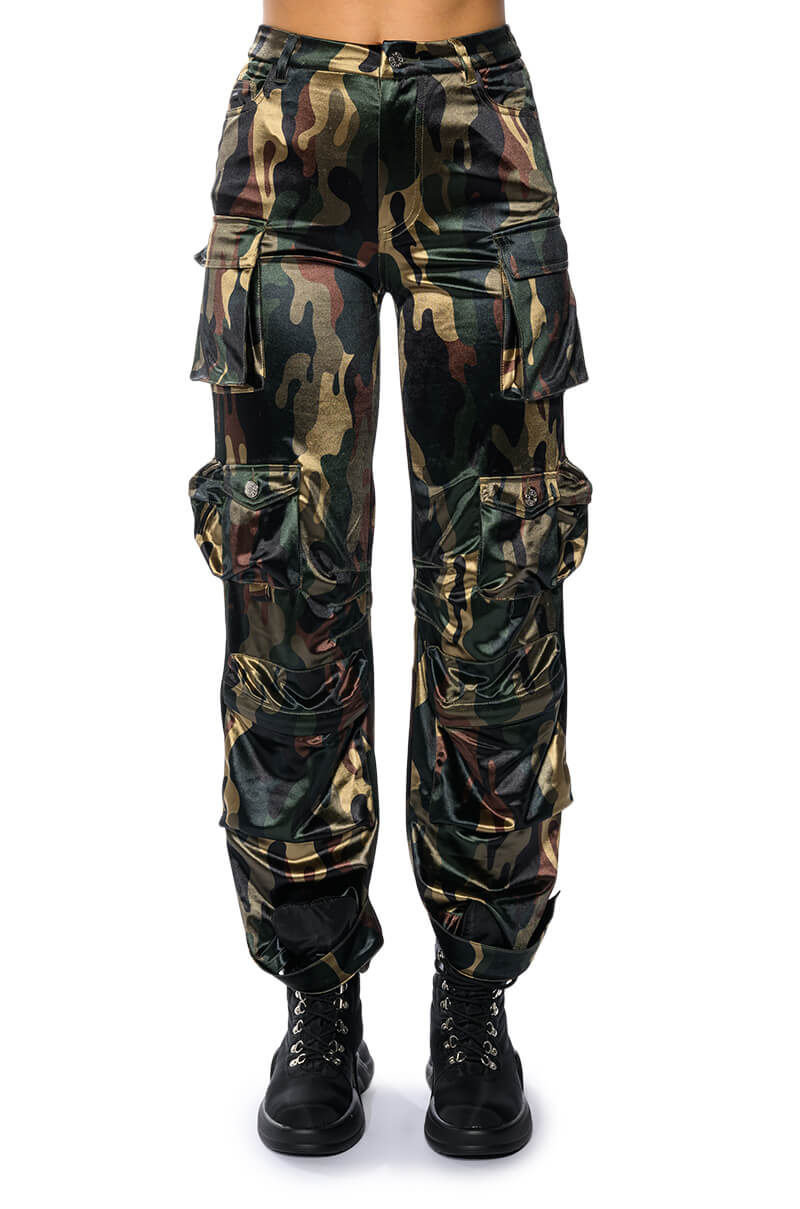 Detail View Bonne Soiree Cargo Pants