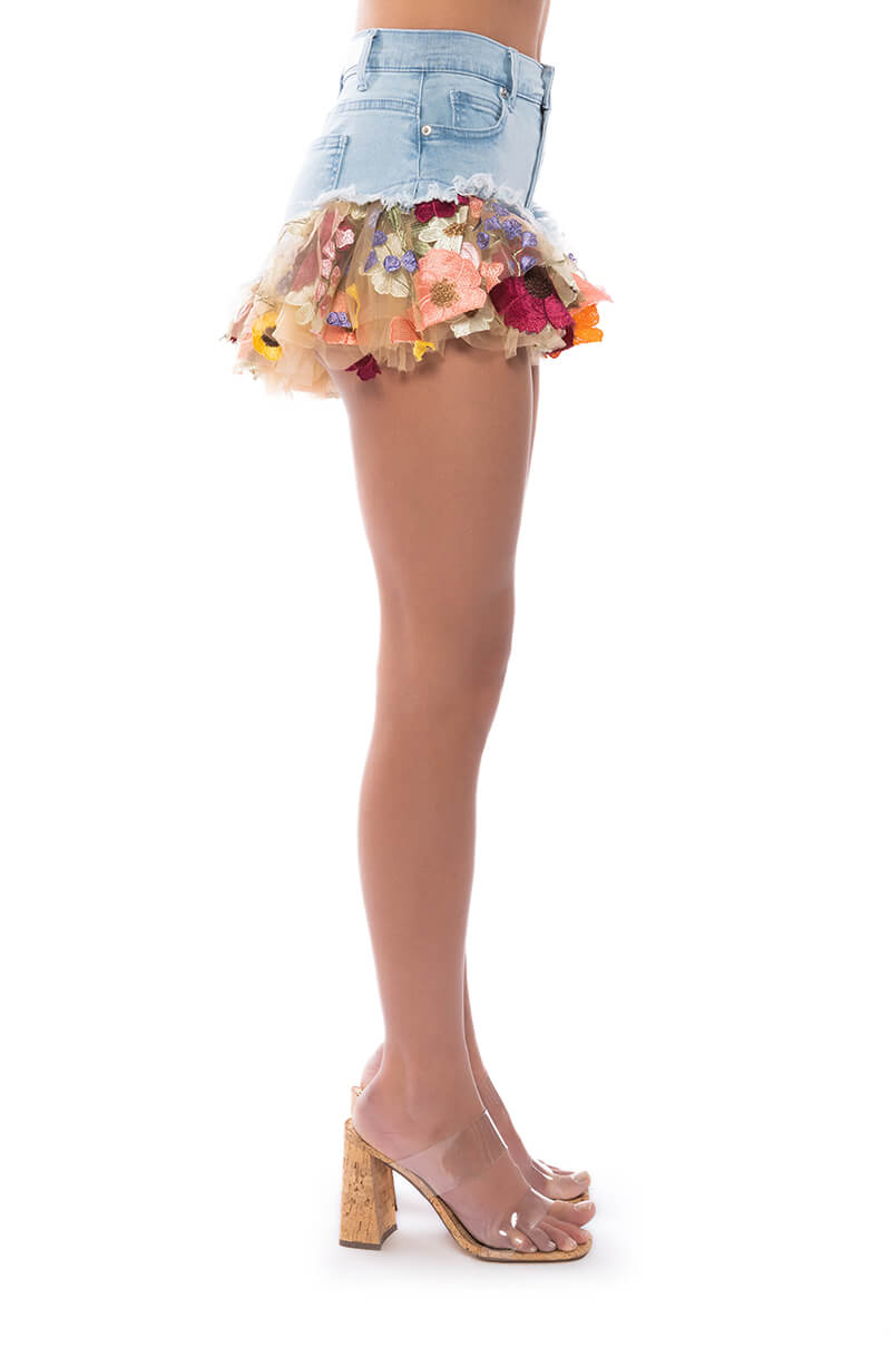 Extra View Botanical Beauty Ruffle Denim Shorts