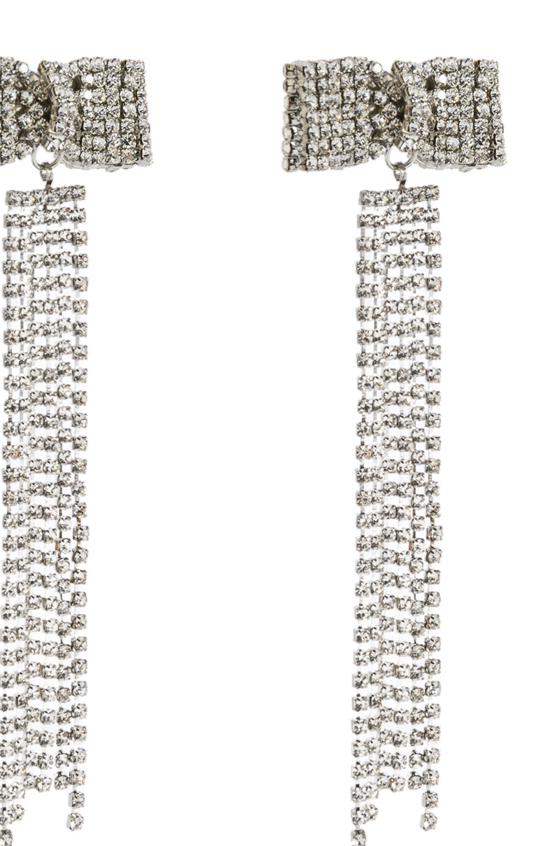 Detail View Bow Tie Earrings 3