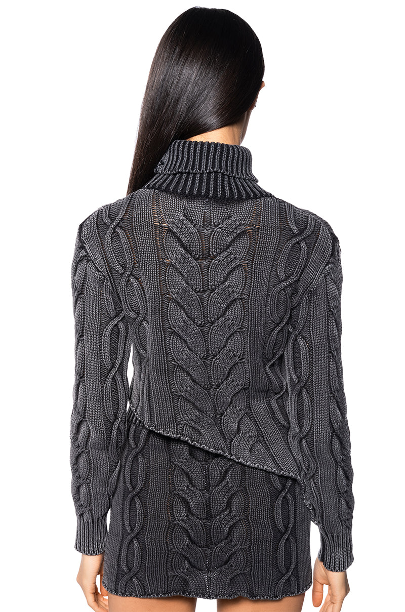 Extra View Bundled Up Chunky Knit Cropped Sweater