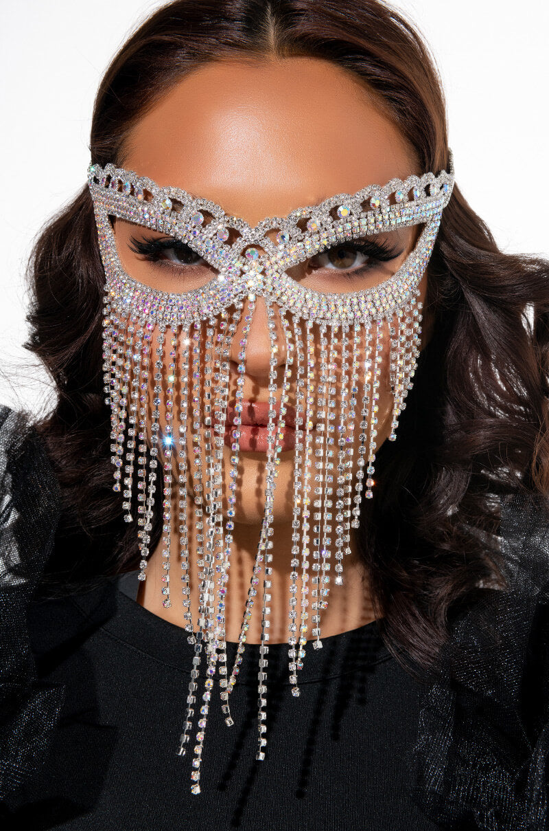Front View Butterfly Rhinestone Mask