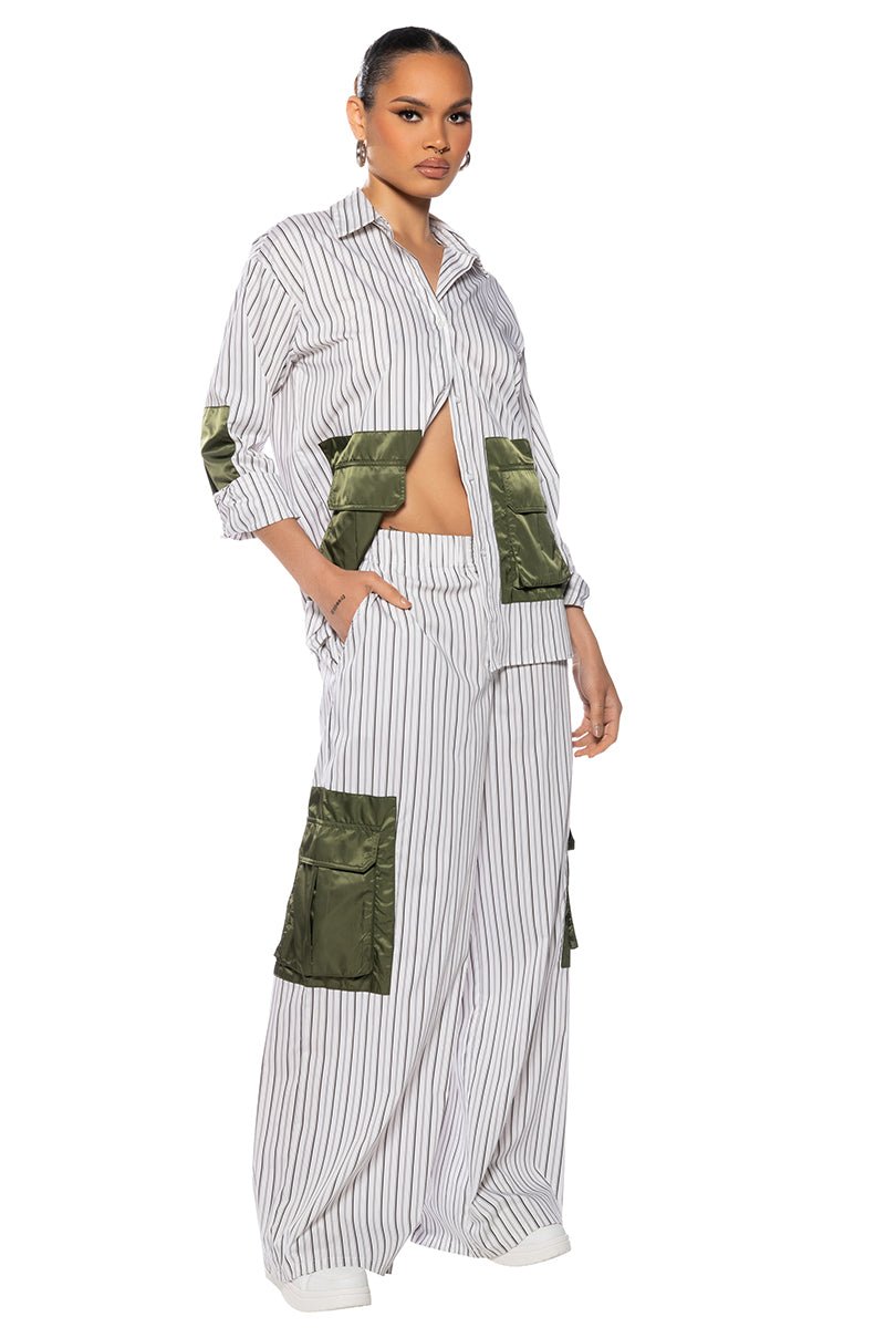 Side View Callie Cargo Wide Leg Pant 1