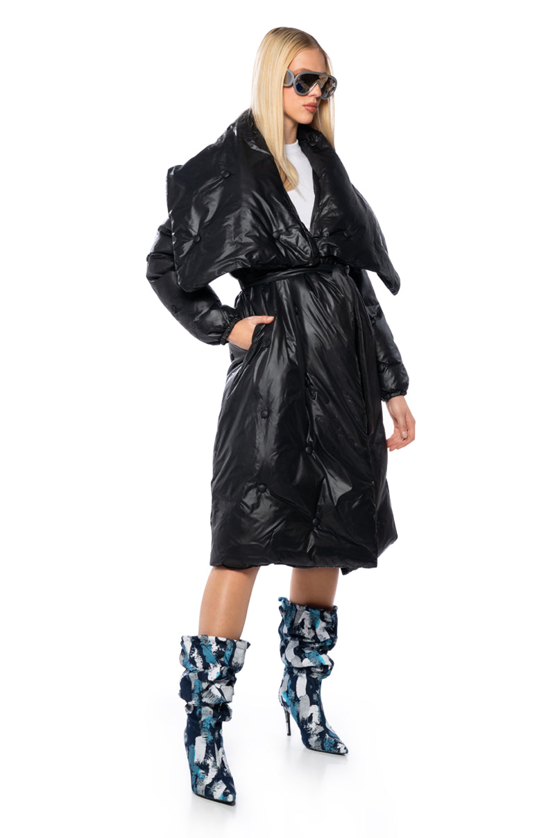 Back View Camping Tufted Puffer Coat In Black