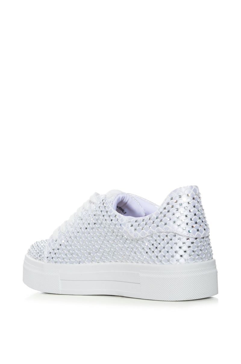Detail View Center Stage Flat Sparkle Sneaker In White view 3