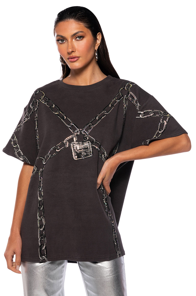 Front View Chain Detail Oversized Tshirt In Grey
