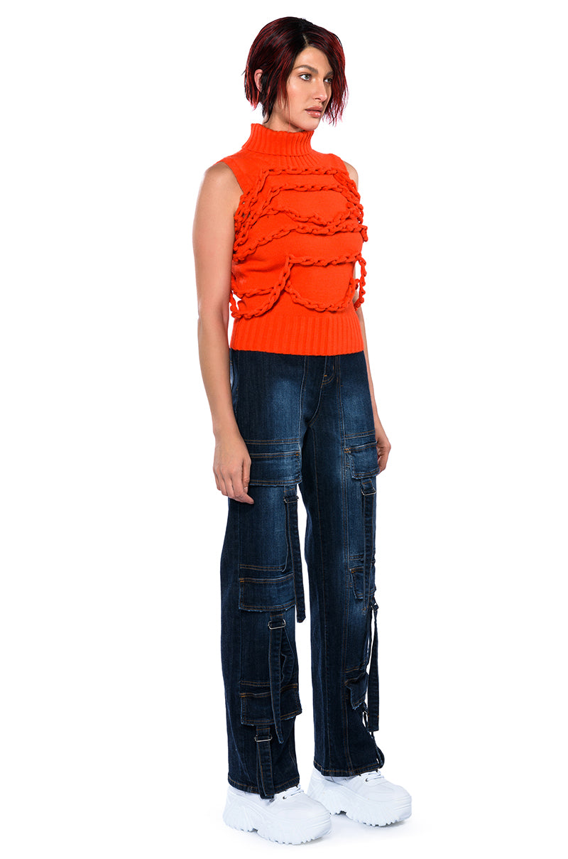 Extra View Chain Link Detail Sleeveless Turtleneck Sweater